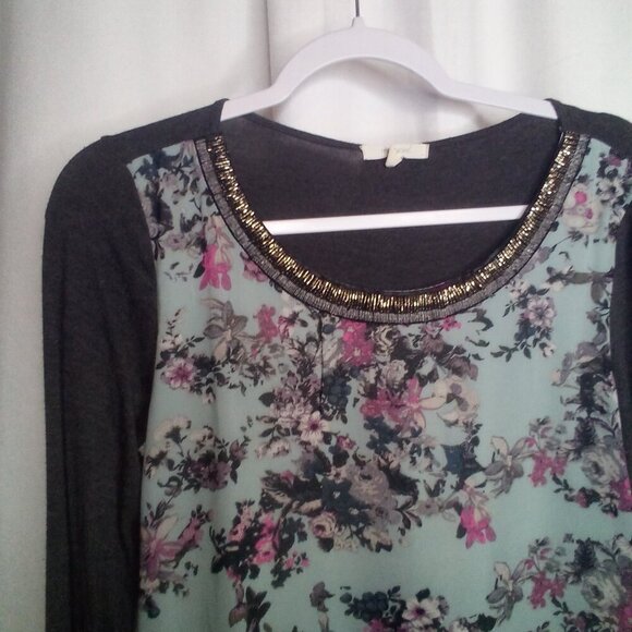 Maurices Blouse Women S Long Sleeve Beading Floral Blue Gray - Picture 12 of 15